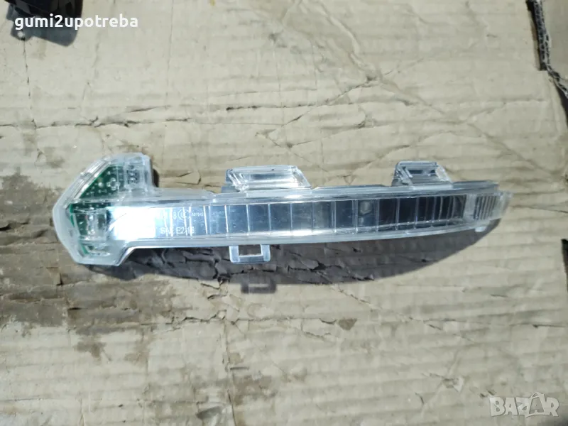 Лед Мигач Ляво Огледало VW ID.3 E11 pro, снимка 1