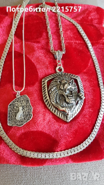 Медальони:лъвска глава, с египетски елементи+синджири., снимка 1