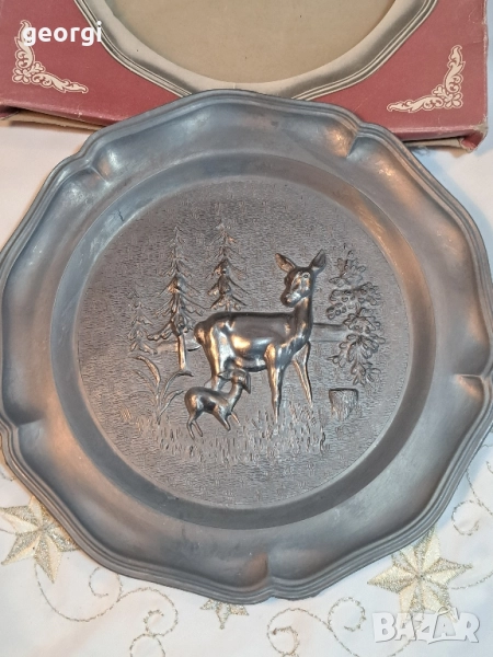 декоративна калаена чиния с ловен мотив 28/4 , снимка 1