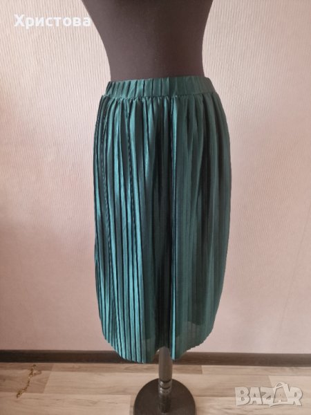 Лятна пола солей BERSHKA в зелено - 15,00лв., снимка 1