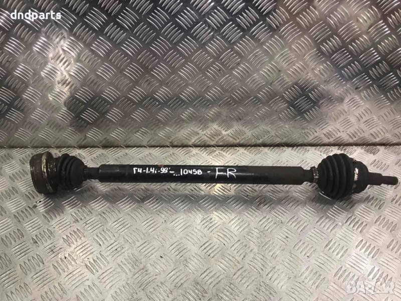 Предна дясна полуоска VW Golf 4,1.4i,1999г., снимка 1