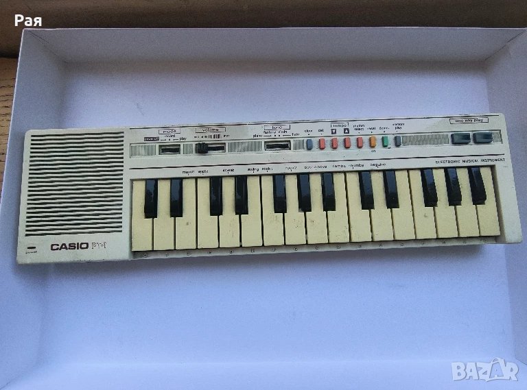 Vintage Casio PT-1 Електронна клавиатура и мини синтезатор Бял 29-клавиш Funciona , снимка 1