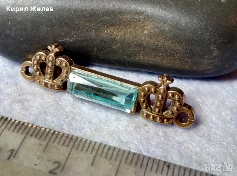 СТАРА АРИСТОКРАТИЧНА МЕСИНГОВА АРТ АПЛИКАЦИЯ с ФАСЕТИРАН СИН КРИСТАЛ 48758, снимка 1