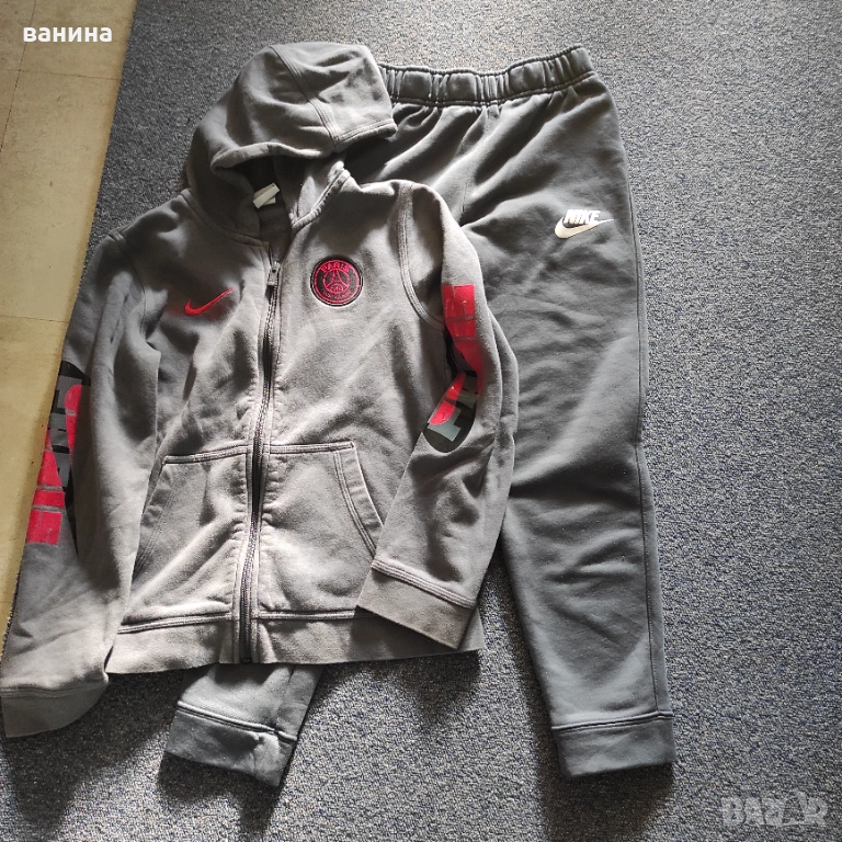 Оригинален спортен екип на nike 137 147, снимка 1