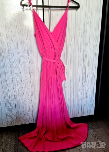 Нова рокля без размер, снимка 1