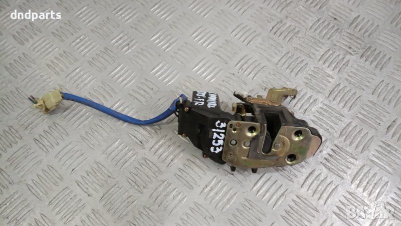 Брава врата Kia Carnival 2000г.(предна дясна)	, снимка 1