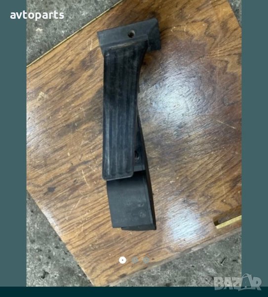 Bmw e87 бенэин педал газ, снимка 1