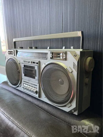 	SHARP GF-7474Z VINTAGE RETRO BOOMBOX радио касетофон, снимка 4 - Радиокасетофони, транзистори - 55896324