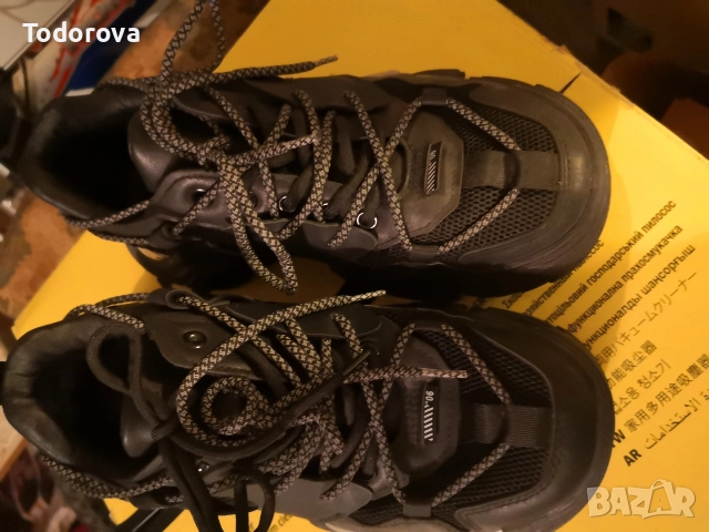Спортни обувки 40, снимка 2 - Маратонки - 52773363