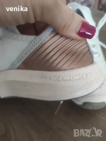 Дамски маратонки Nike 38.5, снимка 6 - Маратонки - 56124580