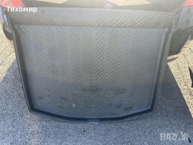 Гумена постелка багажник за Мазда 3