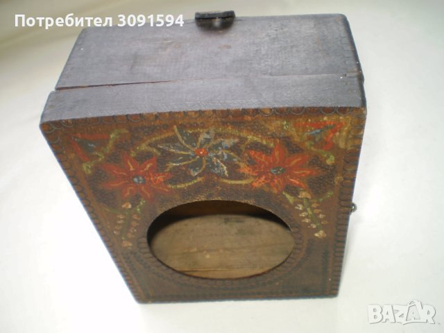 Стара  дървена кутия за часовник с пирография , снимка 3 - Антикварни и старинни предмети - 41842870
