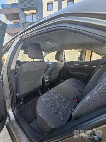 Toyota Corolla 1.4 D4D, снимка 11 - Автомобили и джипове - 52433184