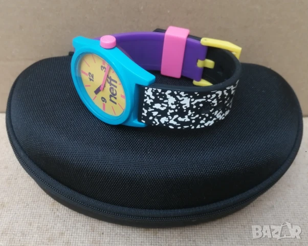 Neff Brodie супер фънки слънчеви очила три плаки и часовник Neff Daily, снимка 10 - Слънчеви и диоптрични очила - 51132558