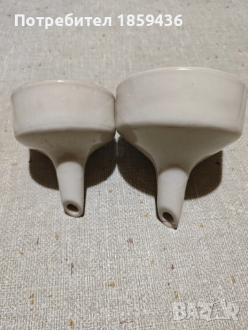 Фуния на Бюхнер -порцеланови, снимка 3 - Лаборатория - 52006005