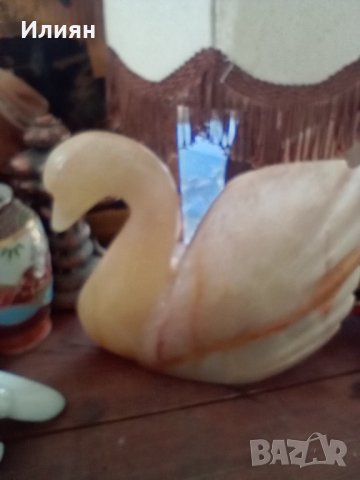 Лебед от мрамор