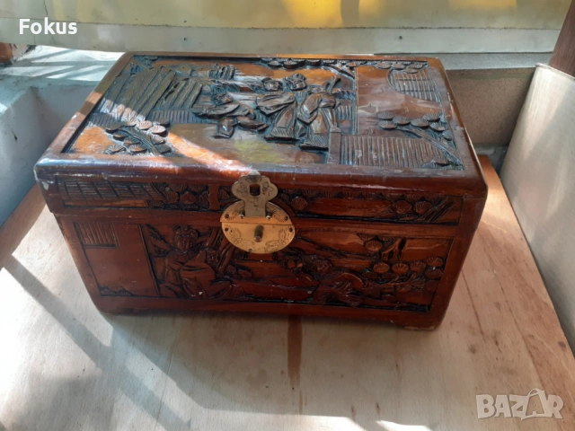 Стара дървена китайска кутия - дърворезба