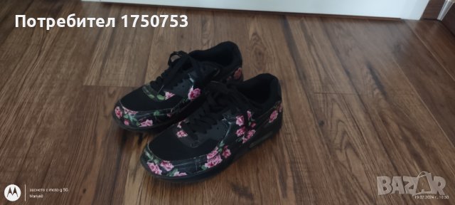 Дамски обувки сникърси на цветя, снимка 3 - Дамски ежедневни обувки - 44369117