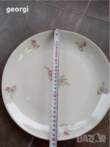 Българско порцеланово кръгло плато, снимка 5 - Чинии - 36092224