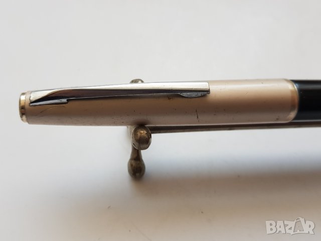 Стара севернокорейска писалка със златен писец, снимка 2 - Колекции - 35690052
