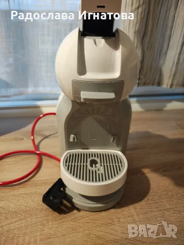 Кафемашина Dolce Gusto , снимка 2 - Кафемашини - 56167311