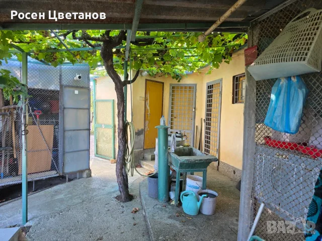 🏡 ПРОДАВА СЕ ВИЛА КРАЙ ЧЕРВЕН БРЯГ – 90 КВ.М. + 1000 КВ.М. ДВОР, снимка 18 - Вили - 56138114