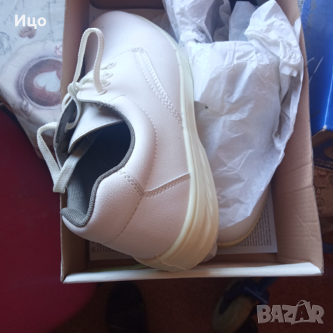 Бели медицински обувки., снимка 1