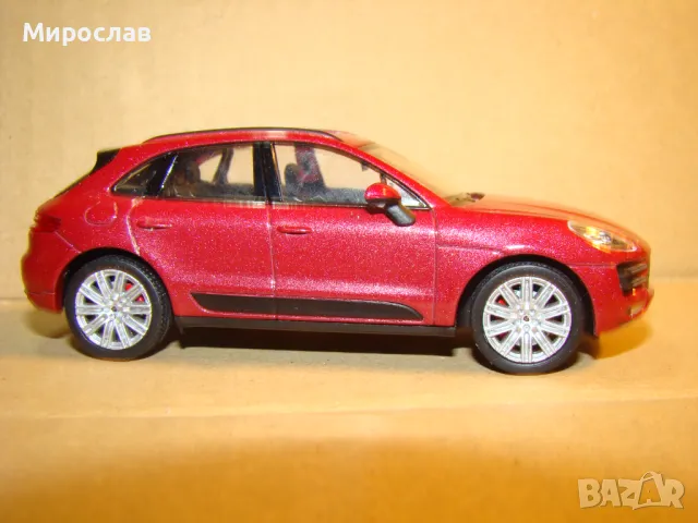 1:43 WELLY PORSCHE MACAN TURBO ИГРАЧКА КОЛИЧКА МОДЕЛ, снимка 4 - Колекции - 48158463