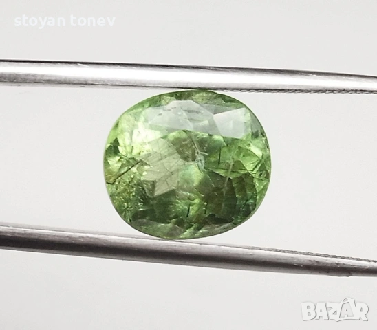 Уникален колекционерски камък – 4.50 карата натурален рутилен ябълково-зелен перидот от Пакистан!, снимка 3 - Други - 53774887
