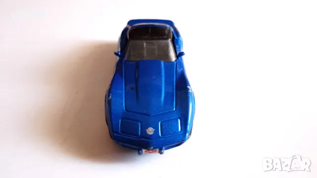 Chevrolet Corvette 1978 Maisto - Мащаб 1:39, снимка 7 - Колекции - 47878198