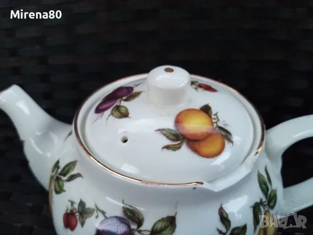 Английски винтидж чайник, снимка 2 - Чаши - 55955619