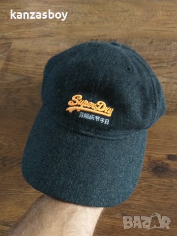 superdry - страхотна вълнена шапка , снимка 1 - Шапки - 41670324