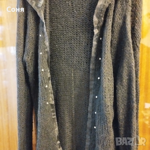 Дамска вълнена жилетка в черно, снимка 10 - Жилетки - 53067862