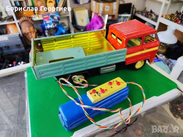 Стара ламаринена играчка камион, снимка 5 - Колекции - 47648658