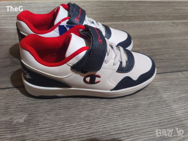 Детски маратонки Champion , снимка 2 - Детски маратонки - 53529624