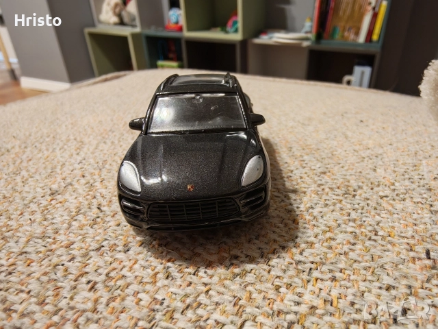 Porsche Macan Turbo, Черен welly, снимка 5 - Колекции - 52914518