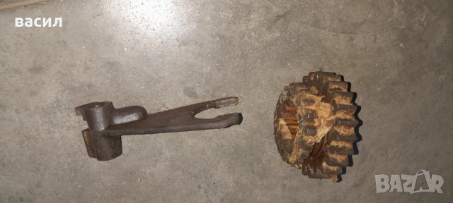 УАЗ-ЗЪБНО КОЛЕЛО И ВИЛКА ЗА БЪРЗИ/БАВНИ  УАЗ,ГАЗ 69, снимка 2 - Части - 39457225