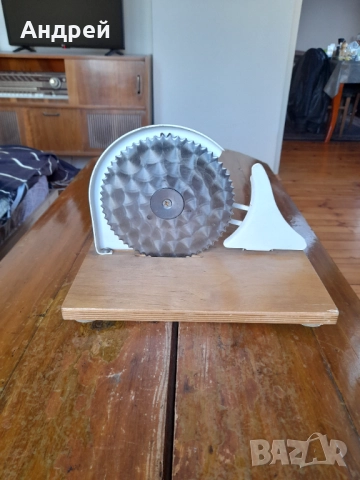 Стар уред за рязане на хляб,колбаси,резачка #5