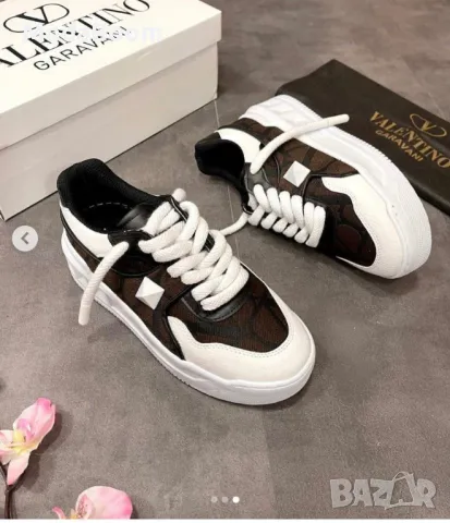 Valentino мъжки маратонки , снимка 2 - Маратонки - 48437302