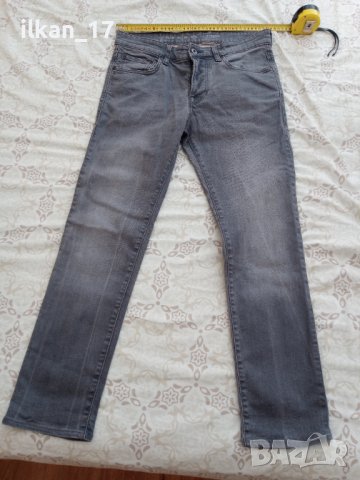 Дънки Маркови. В перфектно състояние.Слагани два три пъти Внос Германия!