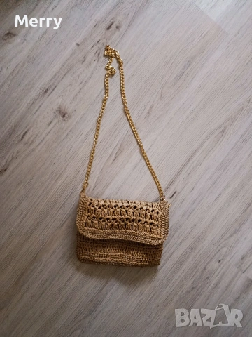 Ръчно плетена чанта от хартиена прежда , снимка 3 - Чанти - 53740289