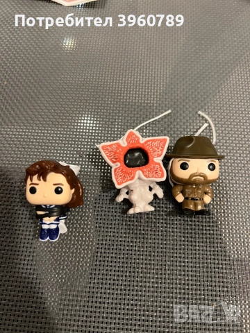 Колекционерски фигурки Kinder X Stranger things, снимка 2 - Колекции - 52565120