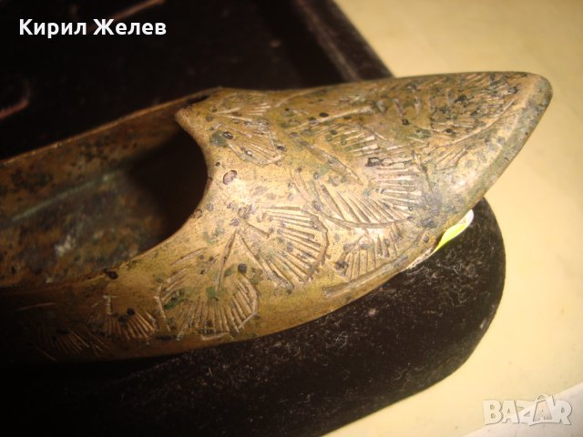 СТАР БРОНЗОВ ЧЕХЪЛ - ПЕПЕЛНИК РЪЧНО МАЙСТОРСКИ ИЗРАБОТЕН и ОРНАМЕНТИРАН ХУДОЖЕСТВЕНО с КАЛЕМ 15418, снимка 9 - Колекции - 34339632