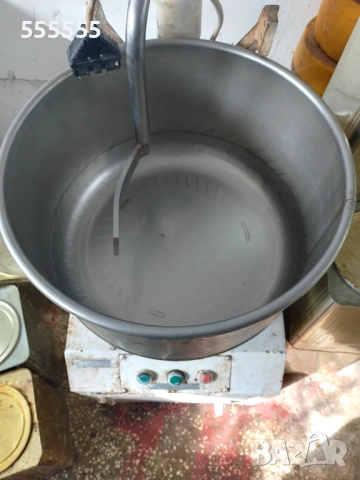 Тестомесачка 50кг, снимка 2 - Друго търговско оборудване - 52461419