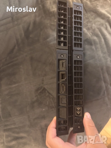 Хакнат Ps4 FAT 500GB 10 вкарани игри, снимка 4 - PlayStation конзоли - 56331668