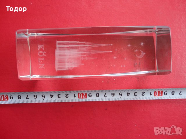 Страхотна кристална фигура катедрала Koln