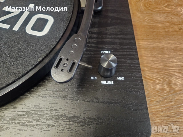 Грамофон Audizio RP330 с Bluetooth – Модерен дизайн и вграден усилвател, снимка 3 - Грамофони - 53778348