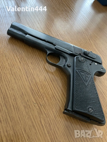 Пистолет "РАДОМ-ВИС" - Деактивиран/Обезопасен, снимка 3 - Бойно оръжие - 53558680