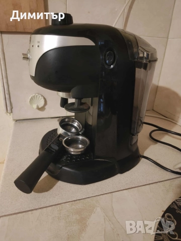 Кафемашина DELONGHI EC221.B, снимка 3 - Кафемашини - 52952450