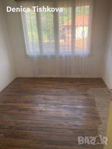 Двуетажна къща с двор, снимка 5 - Къщи - 42249677